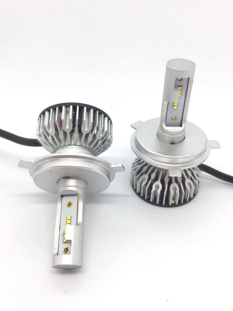 H4 LED Philips Line Canbus dimlicht grootlicht (set) - LED Philips Line  Canbus - TopLEDverlichting: LED en Xenon verlichting voor auto's, motoren,  scooters.